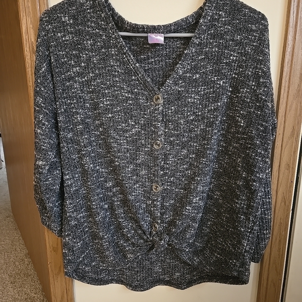 No Boundaries Womens Gray Marbled Buttoned Knot 3/4 Sleeve Blouse Top Size L EX!